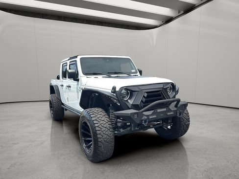 Used 2024 Jeep Gladiator Sport AWD/4WD image 7
