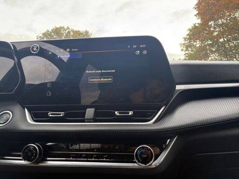 Used 2025 Chevrolet Equinox LT image 20