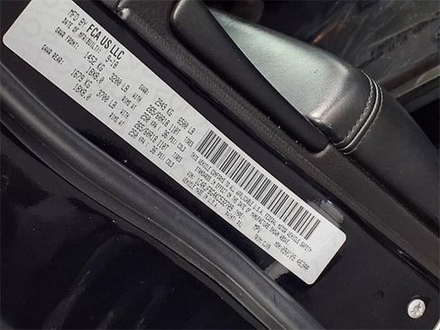 Used 2019 Jeep Grand Cherokee Limited image 35