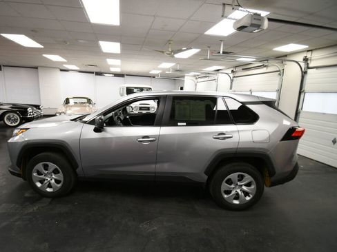Certified 2024 Toyota RAV4 LE image 4