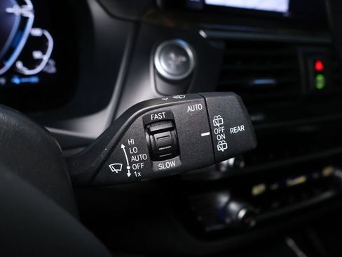 Used 2020 BMW X3 xDrive30e w/ Convenience Package image 30