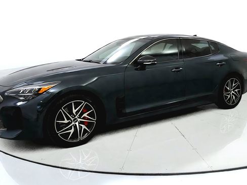Used 2023 Kia Stinger GT-Line w/ Sun & Sound Package AWD/4WD image 3