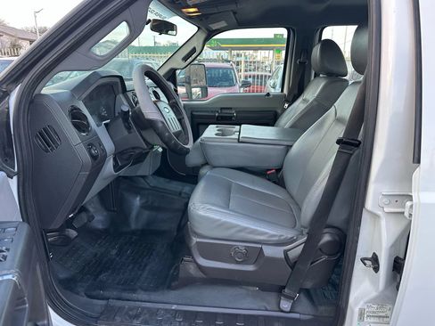 Used 2016 Ford F250 XL w/ Power Equipment Group image 10