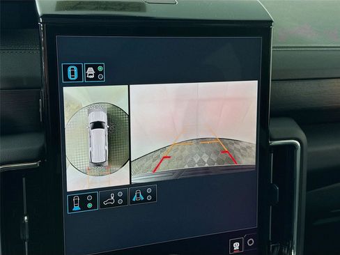 New 2026 GMC Yukon XL Denali w/ Sun & Power Step Package image 9