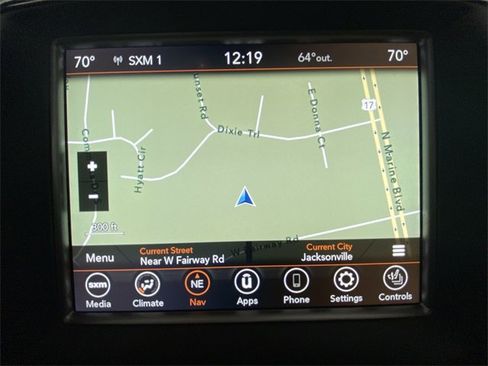 Used 2018 Jeep Grand Cherokee Limited w/ Luxury Group II image 18