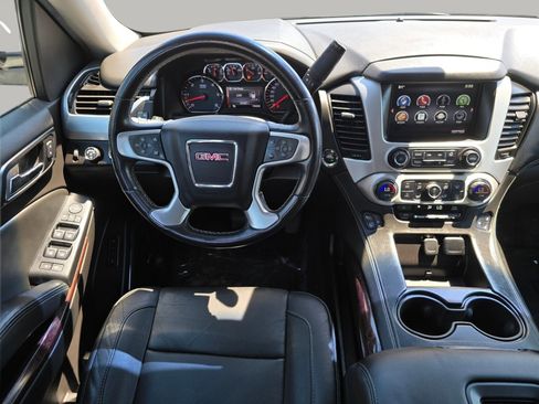 Used 2015 GMC Yukon SLT AWD/4WD image 3