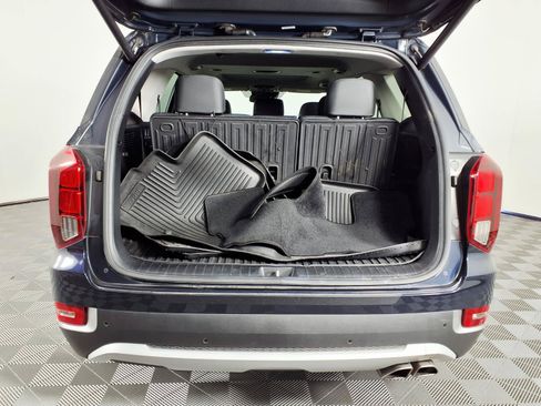 Certified 2022 Hyundai Palisade SEL w/ 8P Bench Seat Package FWD image 8