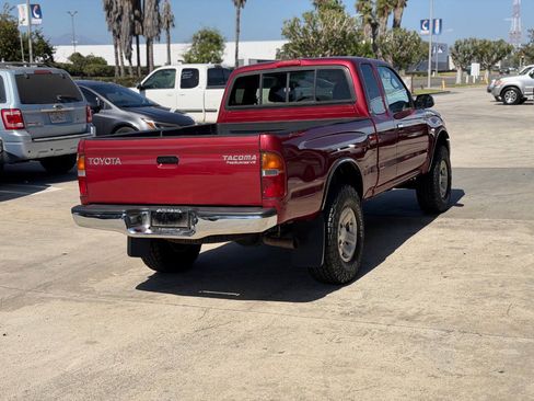 Used 2000 Toyota Tacoma PreRunner w/ Value Pkg RWD image 10