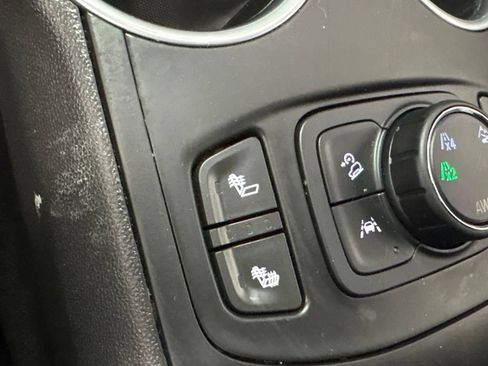 Used 2020 GMC Terrain SLT w/ Preferred Package AWD/4WD image 24