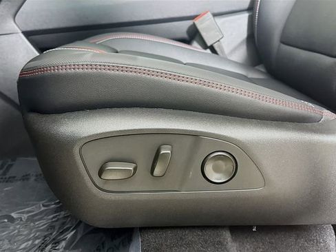 New 2026 Chevrolet Traverse RS image 22