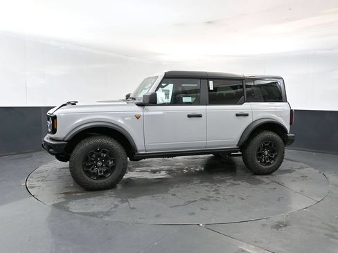New 2026 Ford Bronco Badlands AWD/4WD image 2