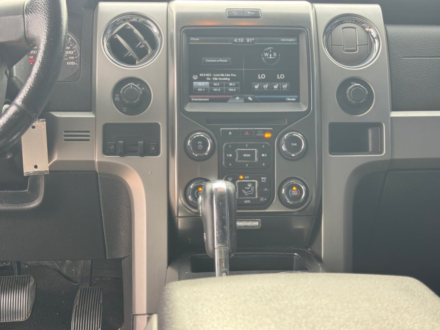 Used 2014 Ford F150 FX4 w/ Equipment Group 402A Luxury AWD/4WD image 15