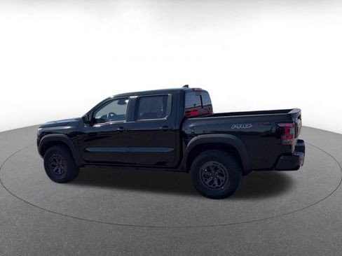 Used 2026 Nissan Frontier PRO-4X AWD/4WD image 9