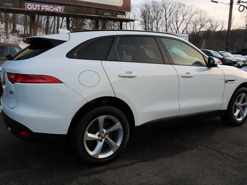 Used 2018 Jaguar F-PACE Premium image 7