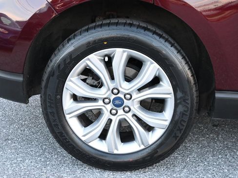 Used 2020 Ford Edge Titanium AWD/4WD image 15