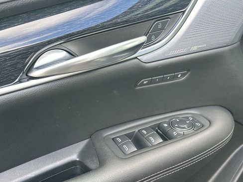 Used 2023 Cadillac XT5 Premium Luxury image 17