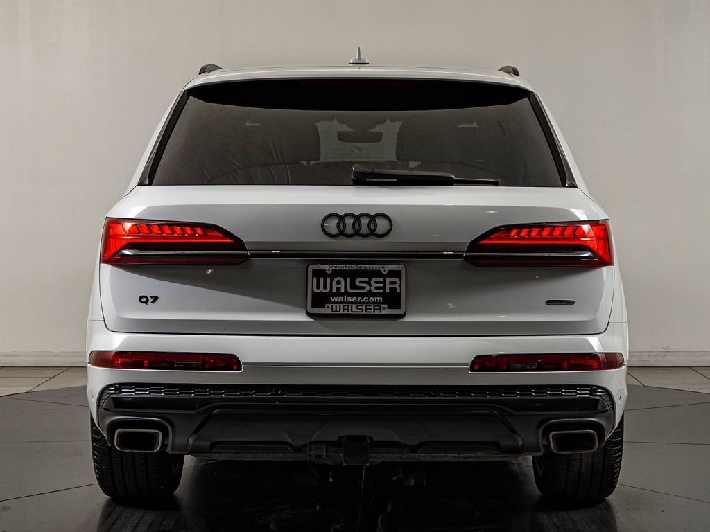 Used 2025 Audi Q7 3.0T Premium Plus w/ Premium Plus Package AWD/4WD image 6