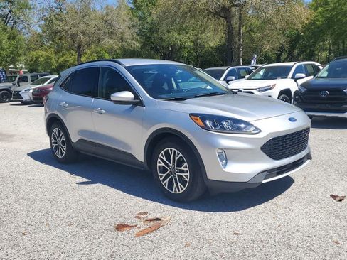 Used 2020 Ford Escape SEL image 4