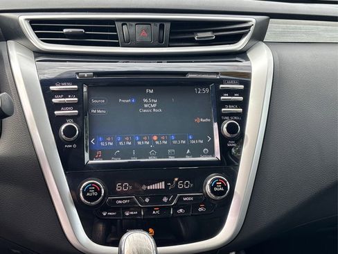 Used 2017 Nissan Murano SL image 20