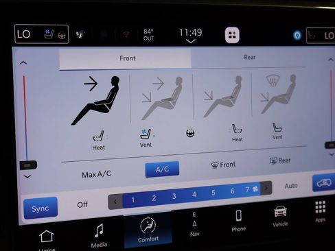 Used 2025 Chrysler Pacifica Limited FWD image 24