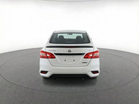 Used 2018 Nissan Sentra SR w/ Technology Package image 6
