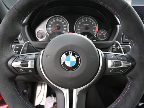 Used 2020 BMW M4 CS w/ Executive Package RWD image 40