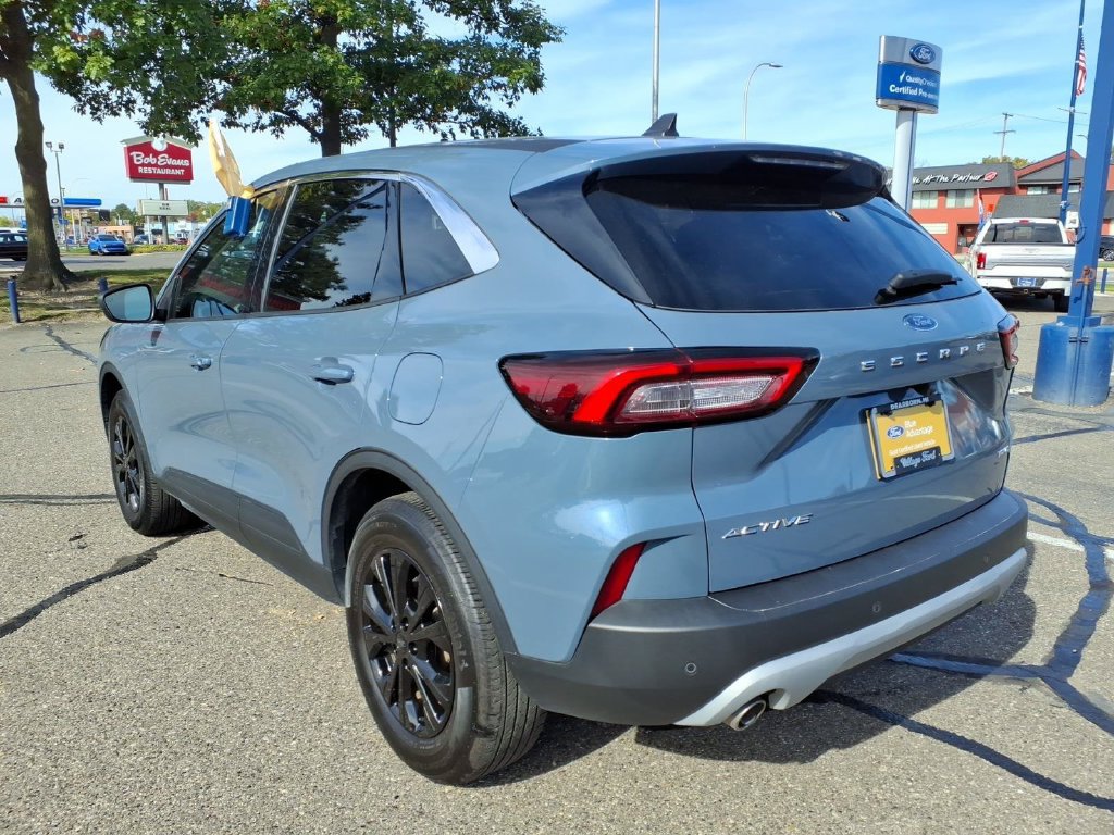 Certified 2024 Ford Escape Active w/ Tech Pack #1 AWD/4WD image 9