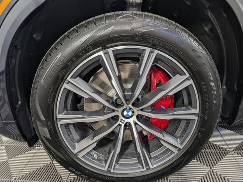 New 2026 BMW X5 xDrive40i w/ M Sport Package AWD/4WD image 10