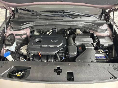 Used 2019 Hyundai Santa Fe SE image 24