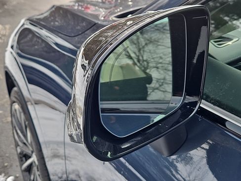 New 2026 Volvo XC60 B5 Ultra w/ Protection Package Premier image 15