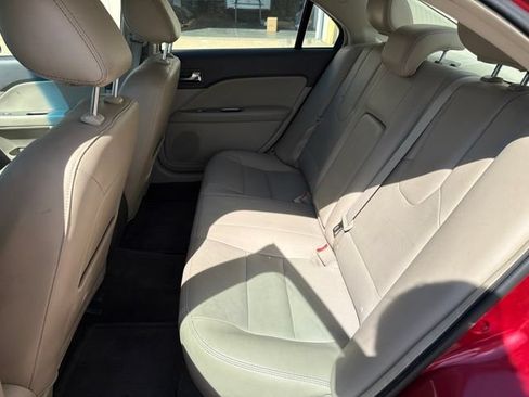 Used 2011 Ford Fusion SEL w/ 302A Rapid Spec Order Code FWD image 16