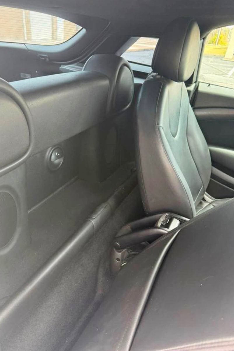 Used 2012 MINI Cooper Coupe FWD image 5