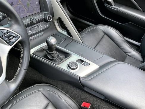 Used 2015 Chevrolet Corvette Stingray Convertible w/ 2LT Preferred Equipment Group RWD image 17