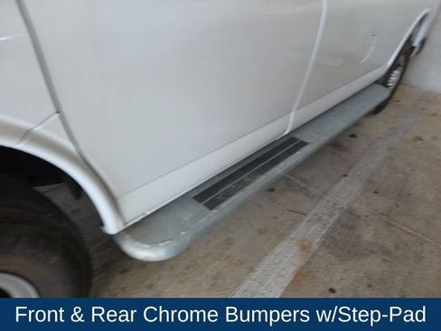 Used 2025 Chevrolet Express 2500 w/ Driver Convenience Package RWD image 9