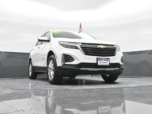 Used 2024 Chevrolet Equinox LT image 32