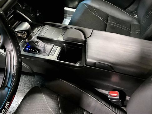 Used 2022 Lexus ES 300h w/ Accessory Package 2 image 16