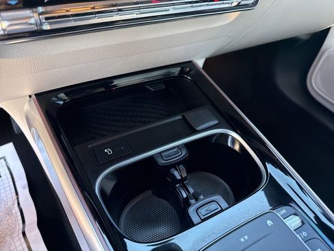 Used 2023 Mercedes-Benz EQB 250+ w/ Exclusive Package image 28