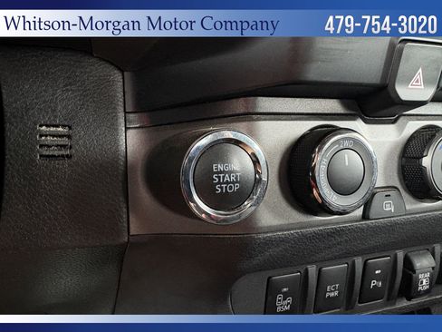 Used 2021 Toyota Tacoma TRD Off-Road w/ Technology Package AWD/4WD image 19