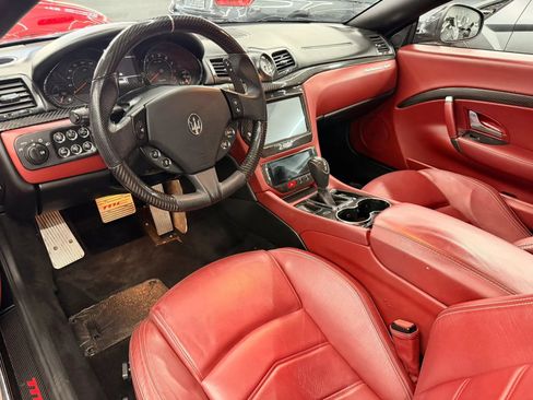Used 2015 Maserati GranTurismo Sport RWD image 5