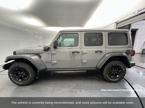Used 2023 Jeep Wrangler Unlimited w/ Convenience Group image 2