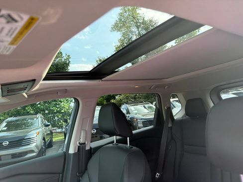 Certified 2026 Nissan Rogue Dark Armor FWD image 21