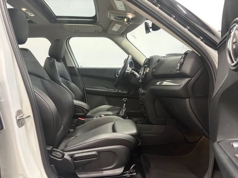 Used 2017 MINI Cooper Countryman ALL4 AWD/4WD image 16
