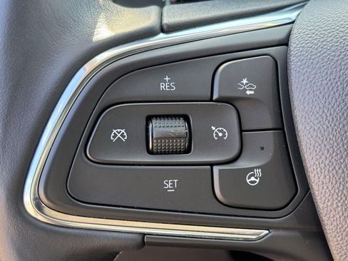 Used 2023 Buick Envision Essence w/ Sport Touring Package image 17