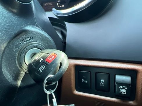 Used 2019 Toyota Sequoia Platinum AWD/4WD image 20