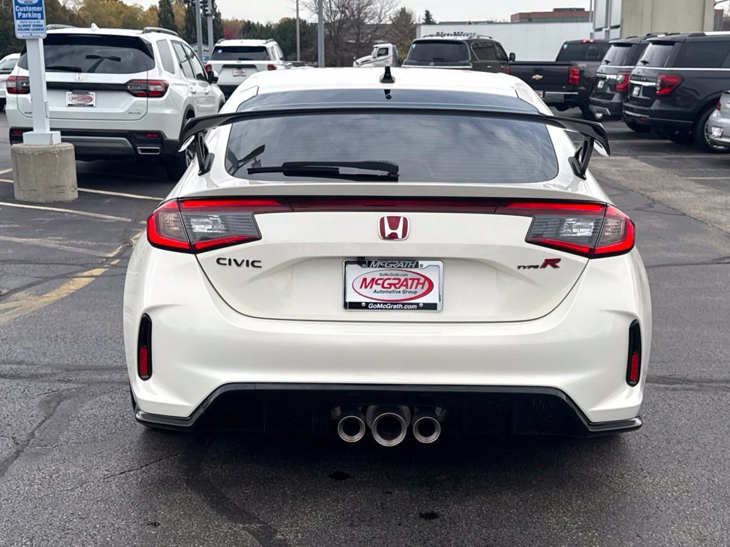 Used 2024 Honda Civic Type R image 9