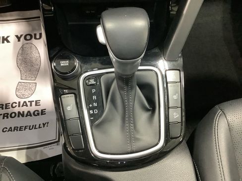 Used 2021 Kia Seltos EX image 21