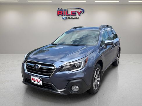 Used 2018 Subaru Outback 2.5i Limited AWD/4WD image 1