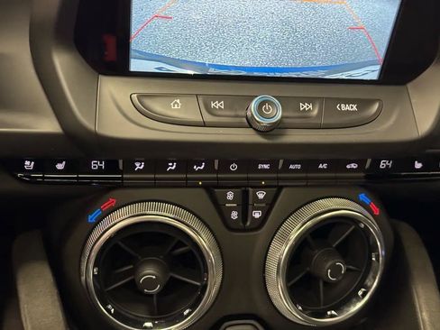 Used 2017 Chevrolet Camaro ZL1 RWD image 21
