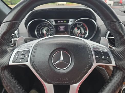 Used 2013 Mercedes-Benz SL 63 AMG image 17