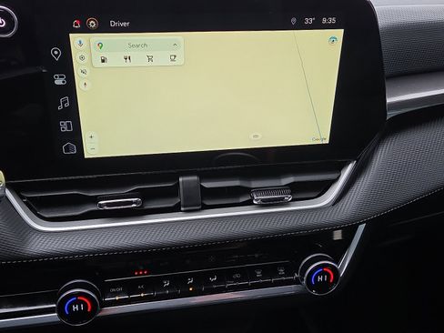 Used 2025 Chevrolet Equinox LT w/ Convenience Package II image 15